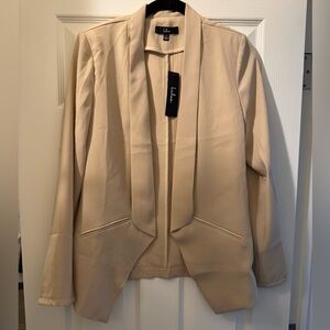 Lulu's Tan Blazer w/ Tags Structured Modern Silhouette